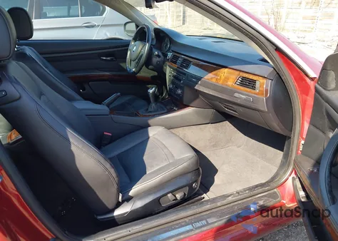 2011 BMW 328I xDrive z USA, uszkodzony, nr VIN WBAKF3C57BE445659